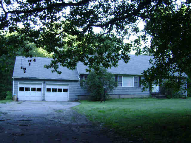 Building photograph for 277 MAIN ST N